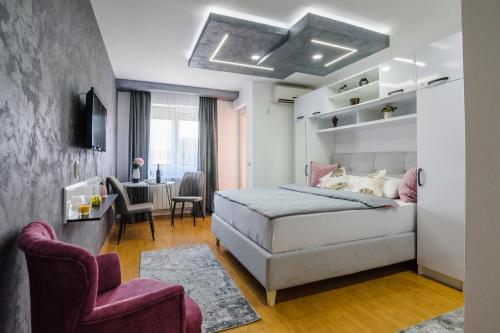 Apartman Magi Banja Koviljaca stan na dan u Partizanskoj ulici u vili Domus kod banjskog parka lift parking