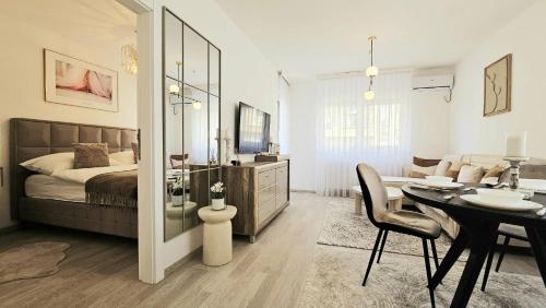 Royal Apartman Banja Koviljaca stan na dan u vili Ilona u ulici Marsala Tita kod parka sa mini marketom parkingom