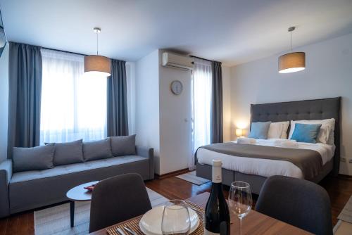 Moderan jednosoban Apartman Paradiso 211 Vrnjacka Banja sa balkonom i toplom vezom do zatvorenog bazena i spa centra