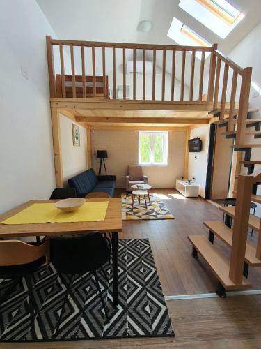 Apartman Buena Vista Soko Banja stan na dan u ulici Stefana Prvovencanog sa odvojenom spavacom sobom terasom i parkingom