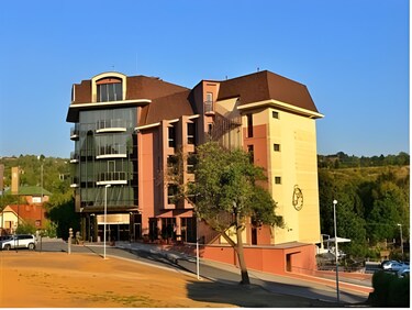 Hotel Premier Aqua Adults Only Fruske Terme Vrdnik luks smestaj sa pet zvezdica bazeni spa centar aqua medica parking