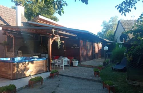 Apartman Terra Nova Vrdnik stan na dan smestaj u ulici Vojvodanske brigade kod centralnog parka sa balkonom parkingom