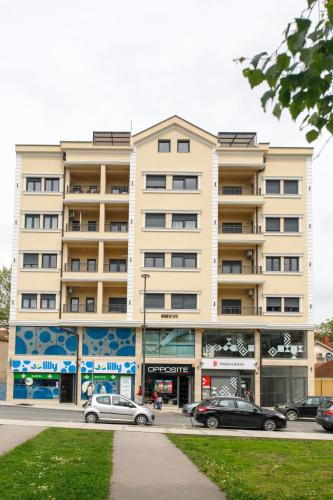 Apartman Niki Arandjelovac Bukovicka Banja stan na dan u ulici Knjaza Milosa kod banjskog parka sa masinom za sudove lift parking