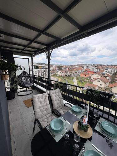 Apartmani NANA Vrnjacka Banja stan na dan smestaj u Kneza Milosa 16d pogled na grad terasa parking